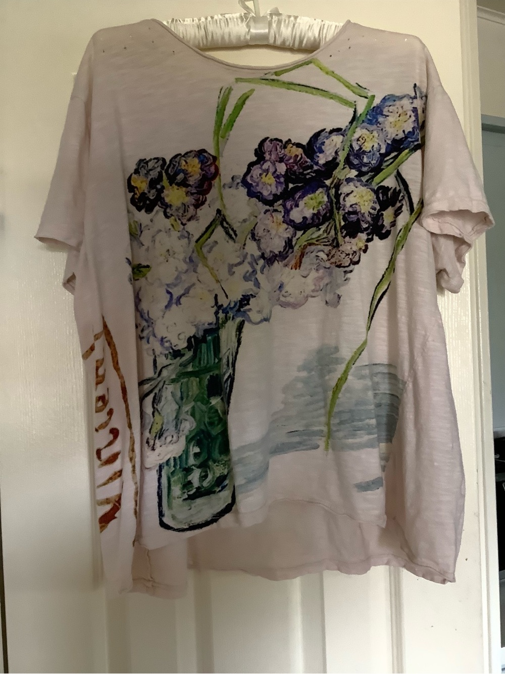 Magnolia Pearl Light Pink Floral Vase Short Sleeve Top